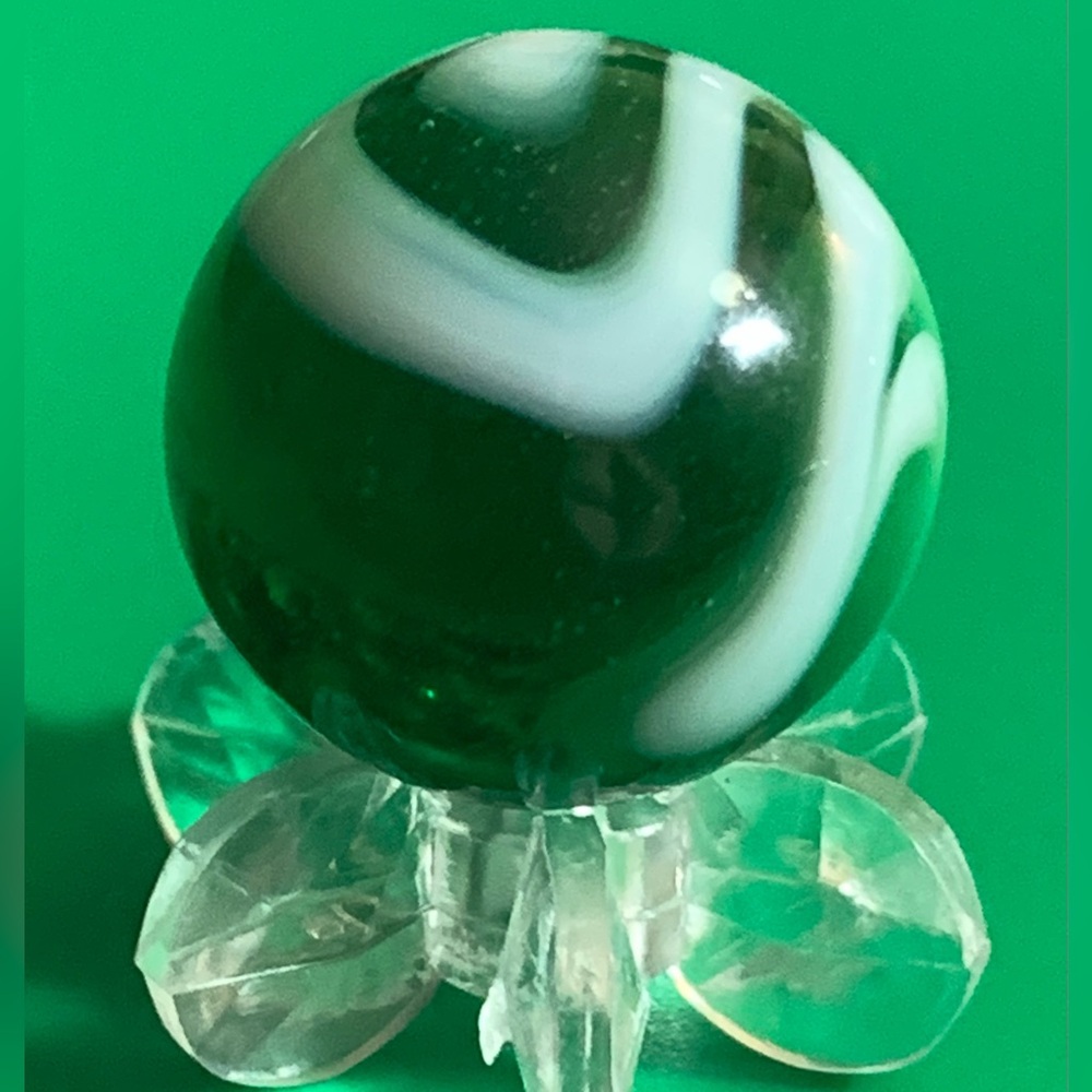 Enchanted Forest Green Base Beautiful White Swirl Art Glass Marble .60"